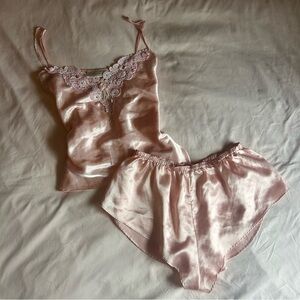 Vintage Y2K Delicates Pink Satin Cami & Tap Shorts Set – Size Medium
